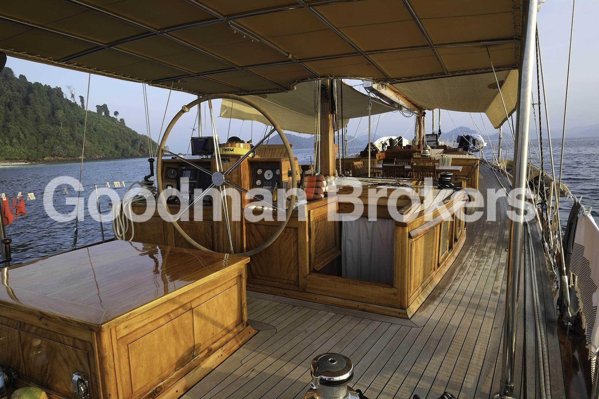 Marconi ketch