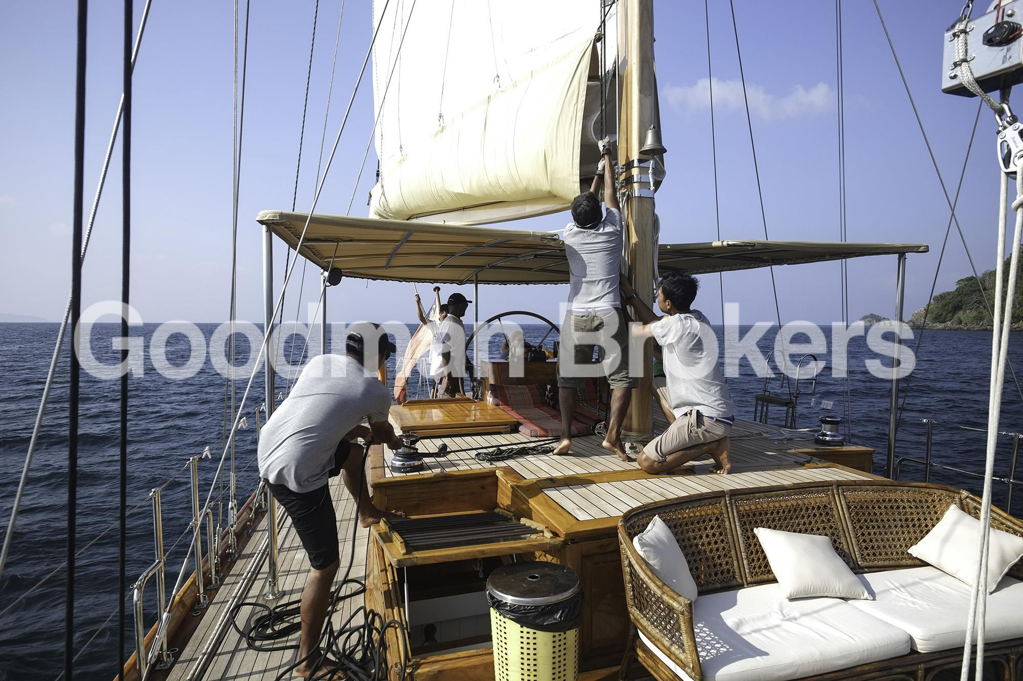 Marconi ketch