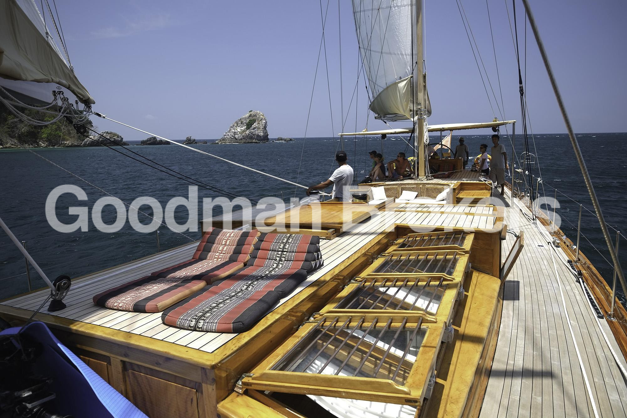 Marconi ketch