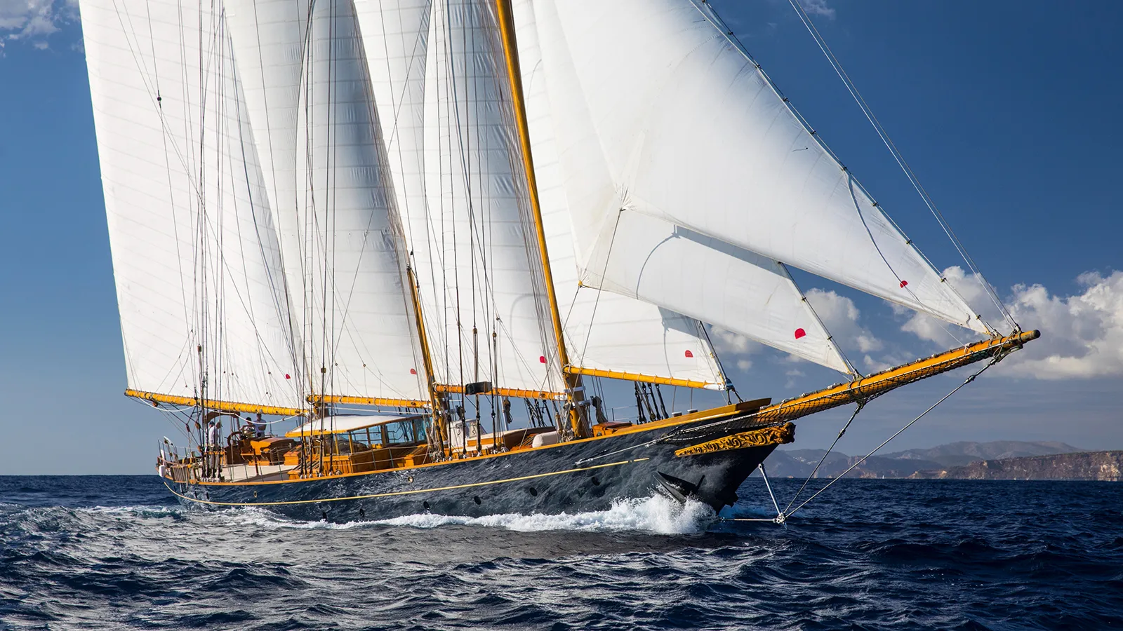 Classic Yachts